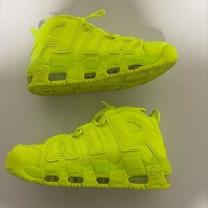 NIKE Men's Air More Uptempo '96 Lifestyle Shoes